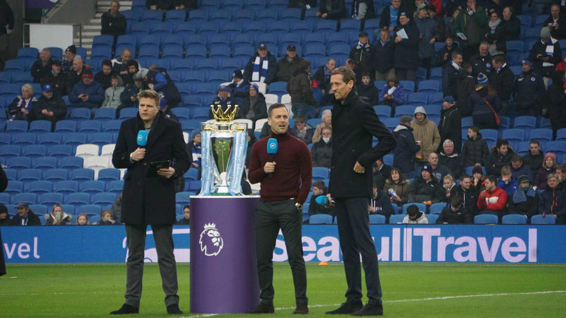 是场外的奉 是场外的奉